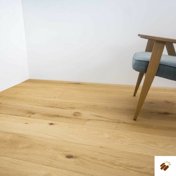 V4 Wood Flooring: Eiger EG106 Grand Oak Oiled (21/6 x 220mm)